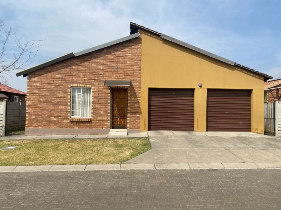 3 Bedroom Property for Sale in Waterval East North West